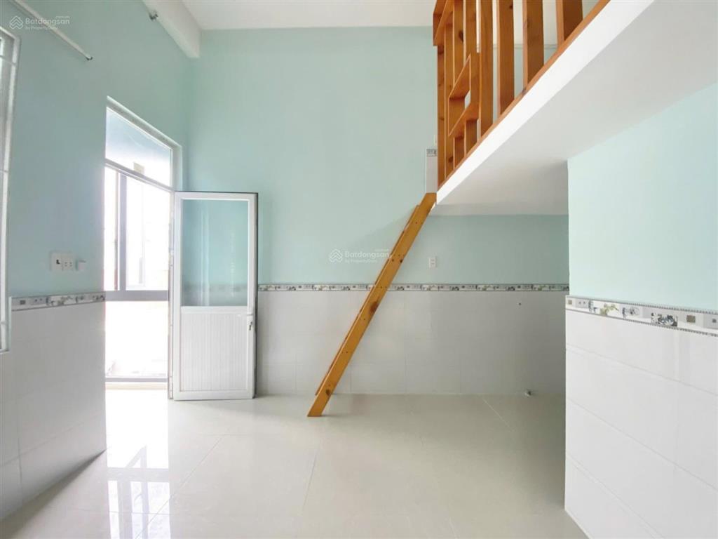 Cho thuê duplex cao 1m8 ngay phước long b, gần ngã tư mk, đỗ xuân hợp, tây hoà, nam hoà