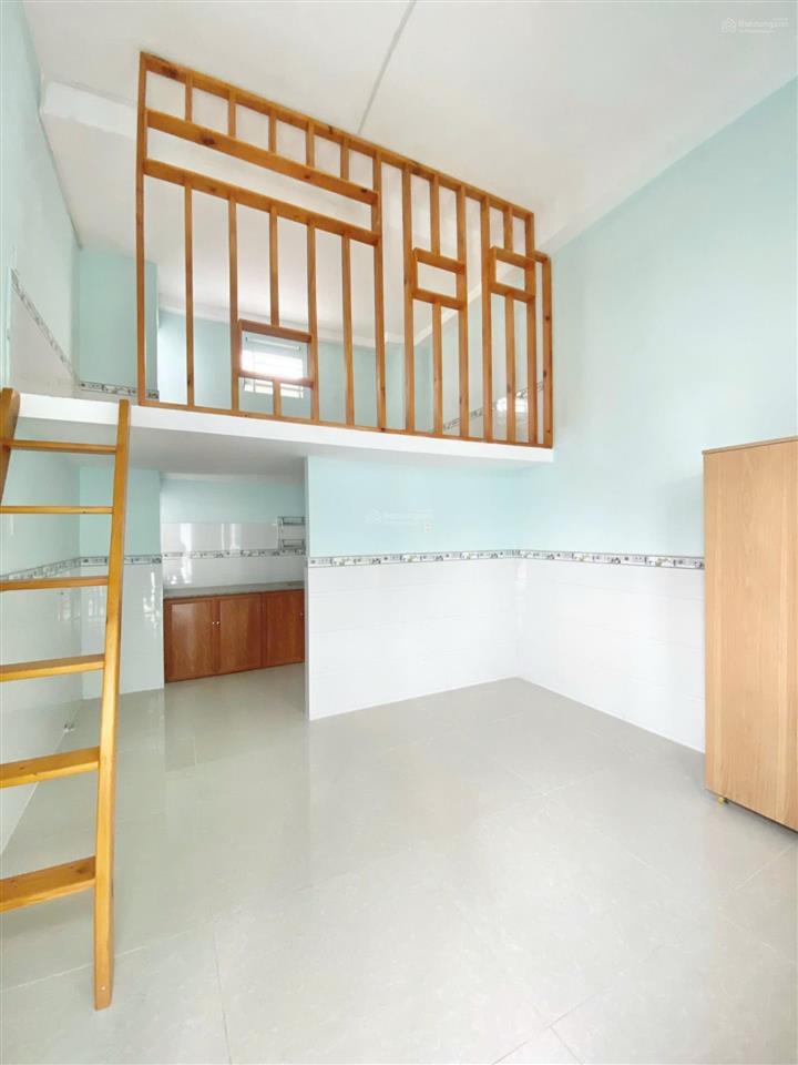Cho thuê duplex cao 1m8 ngay phước long b, gần ngã tư mk, đỗ xuân hợp, tây hoà, nam hoà