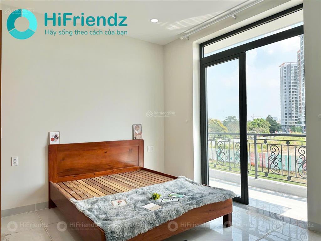 Căn hộ dịch vụ ban công ngay đường liên phường, gần nguyễn duy trinh, global city, nguyễn thị định