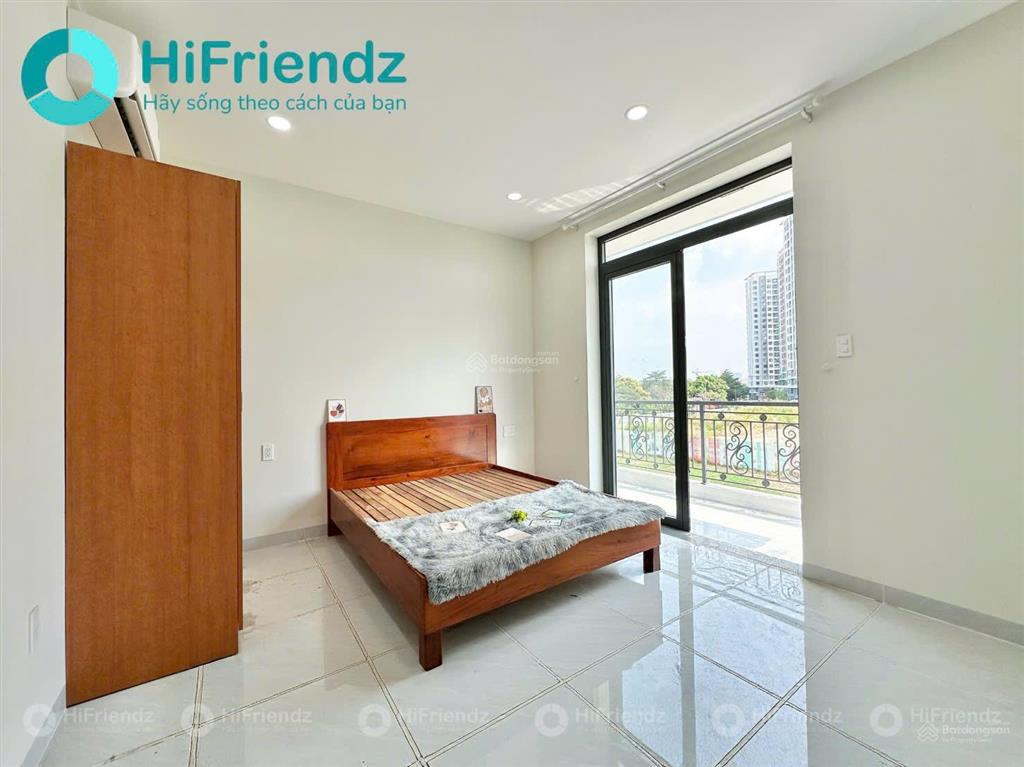 Căn hộ dịch vụ ban công ngay đường liên phường, gần nguyễn duy trinh, global city, nguyễn thị định