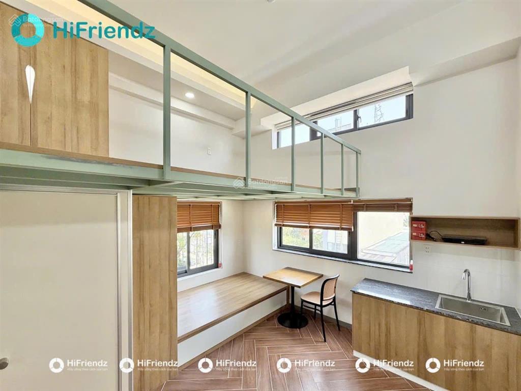 Duplex 2 không gian ngủ đi bộ qua ufm, gần hutech, fpt, vinhomes, khu cnc
