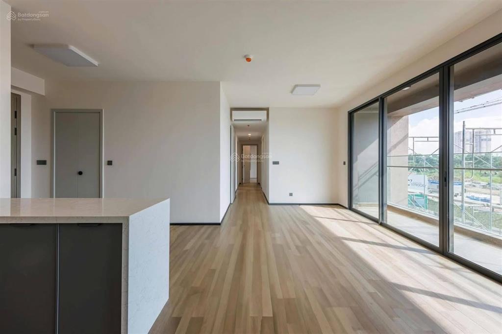 Cực kì hiếm! bán căn hộ tại lumi hà nội, căn 1pn  42m, giá chỉ 3,5 tỷ, view bể bơi, tầng đẹp