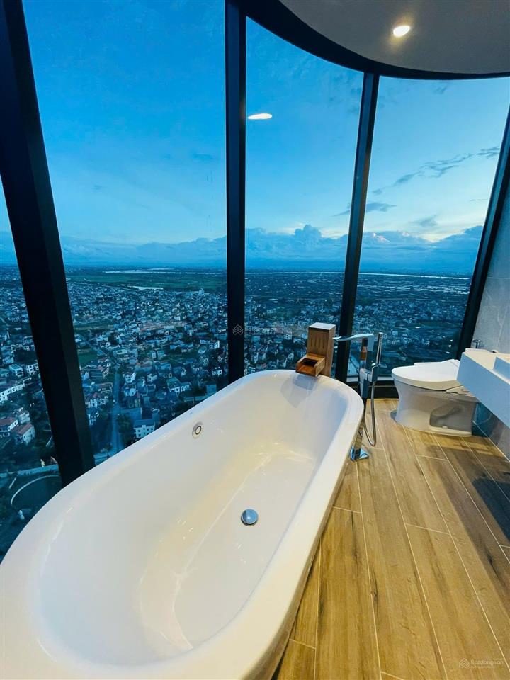 Landmark 3pn nội thất liền tường view sông hồng chill chill