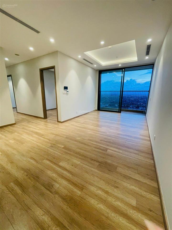 Landmark 3pn nội thất liền tường view sông hồng chill chill