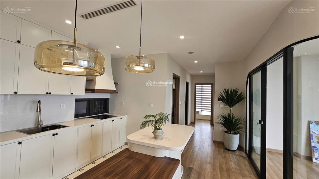 Bán căn hộ 3pn khoáng nóng tại gia view hồ thiên nga full đồ