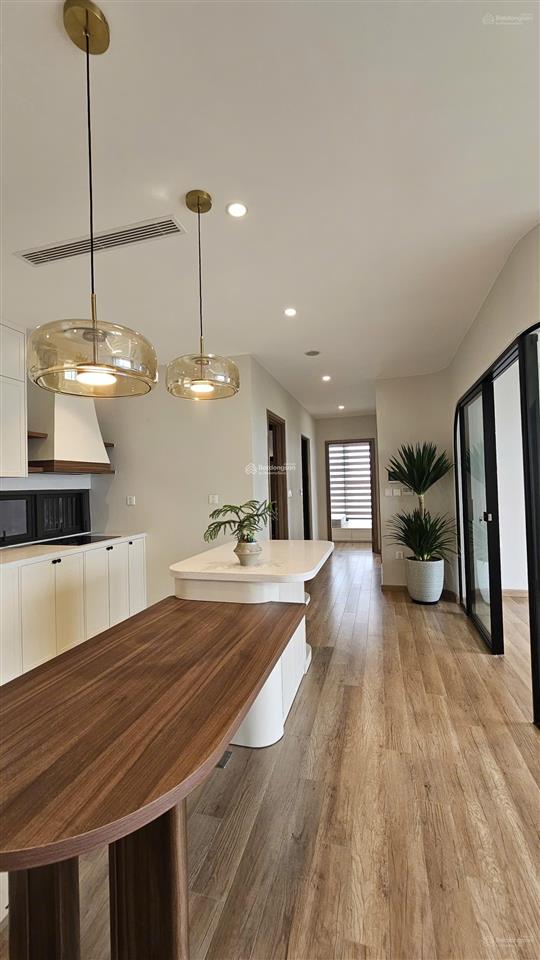 Bán căn hộ 3pn khoáng nóng tại gia view hồ thiên nga full đồ