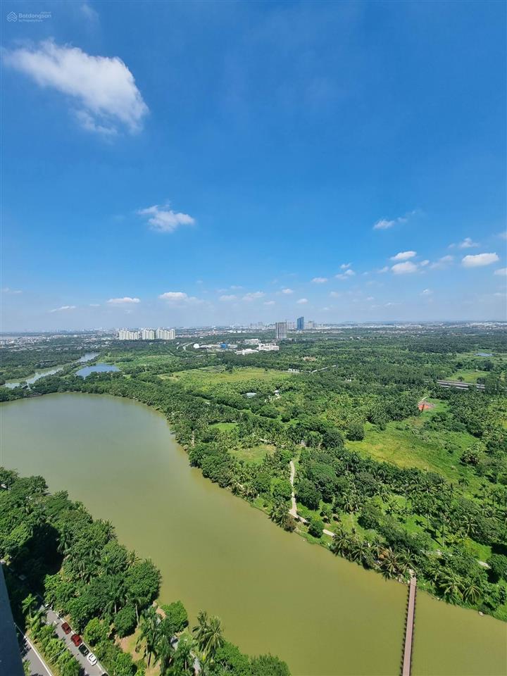 Bán căn hộ 3pn landmark  khoáng nóng tại gia view hồ thiên nga