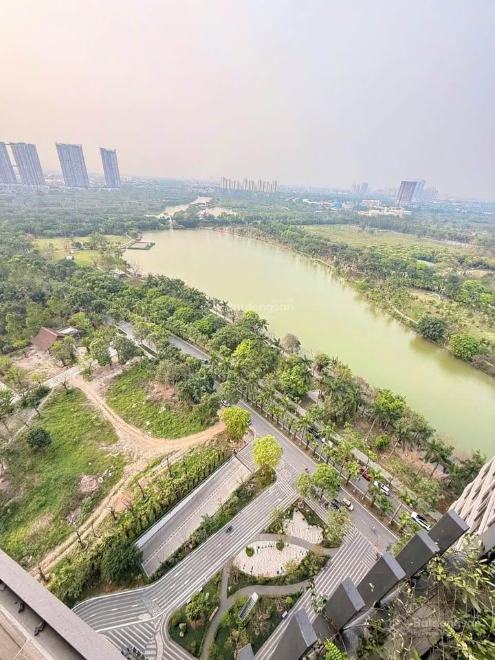Bán căn skyvilla landmark view hồ thiên nga full nội thất