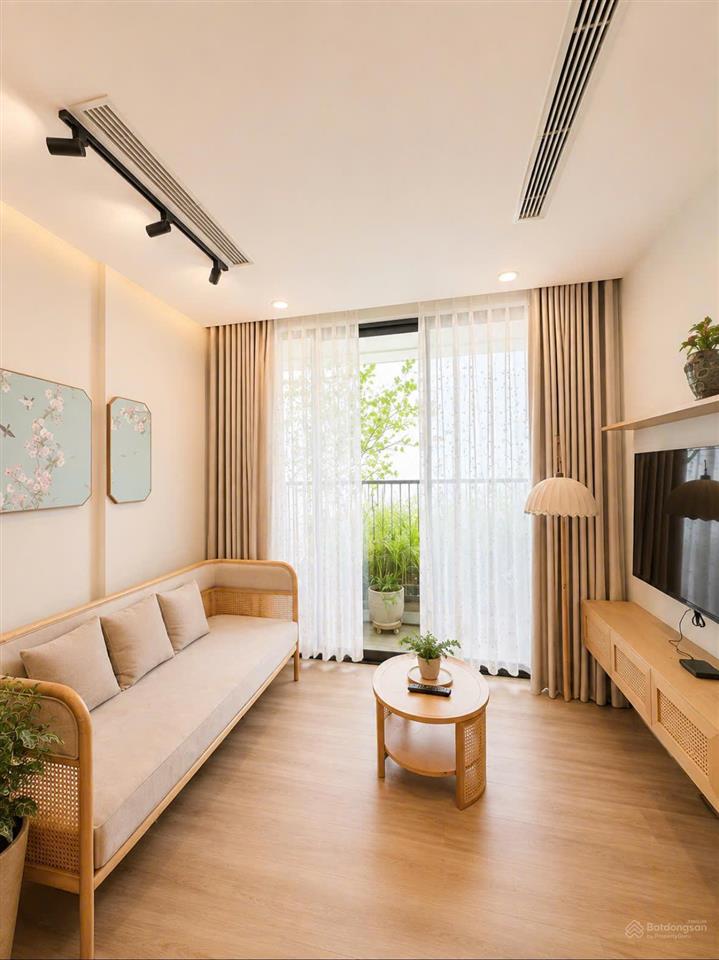 Bán căn 2pn onsen view sông hồng full đồ