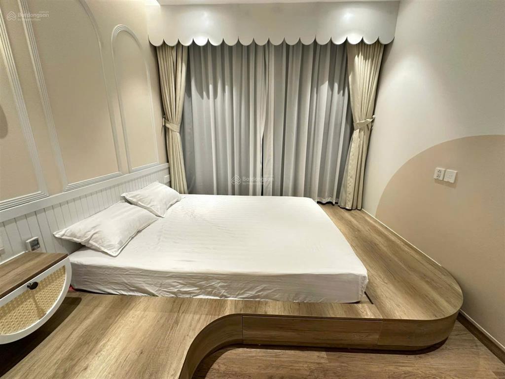 Bán căn 2pn landmark full đồ sẵn dòng tiền cho thuê!