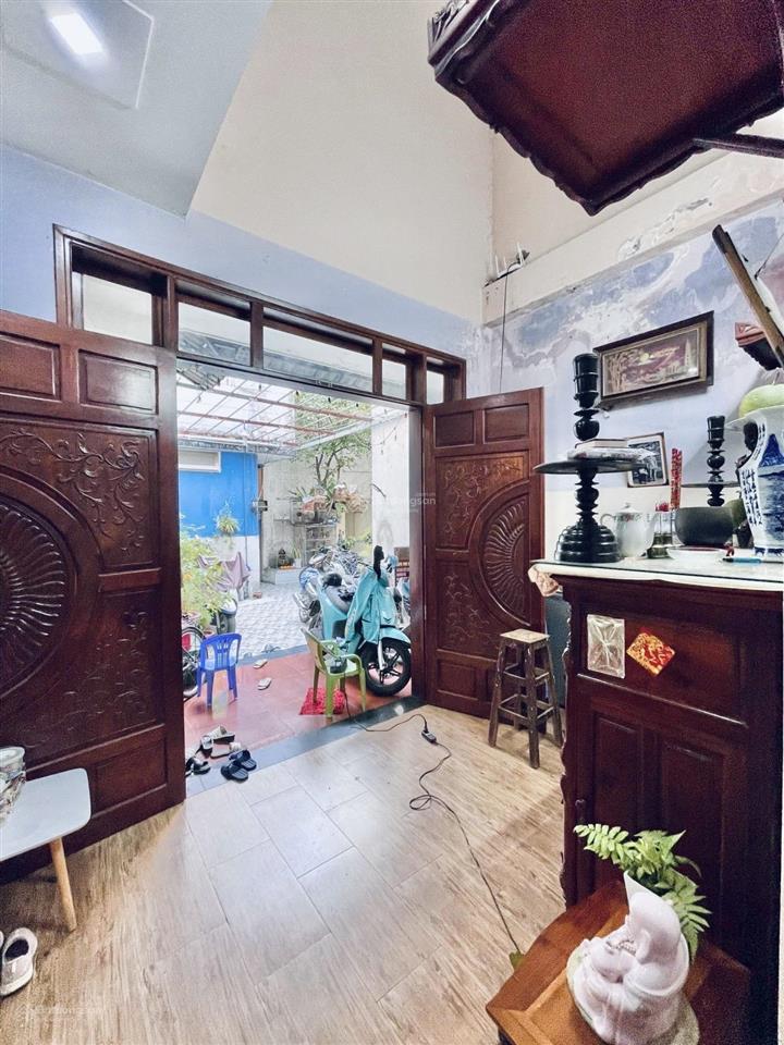 Nhà mặt tiền công nhận đủ 181 m2( 7.8 x 22 ) ko lộ giới  3 tầng chính chủ 1 đời nguyễn sỹ sách