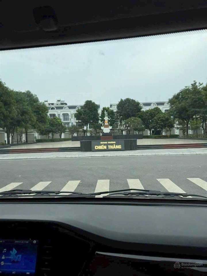 Chính chủ cần bán căn liền kề tại calyx residence, 319 đông anh, view vườn hoa. miễn môi giới