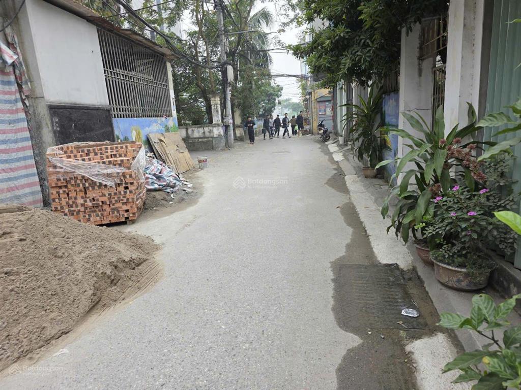 Bán gấp đất phúc lợi 74m2, ngõ thông  to  ô tô tránh kinh doanh nở hậu 13.5 tỷ  long biên, hn