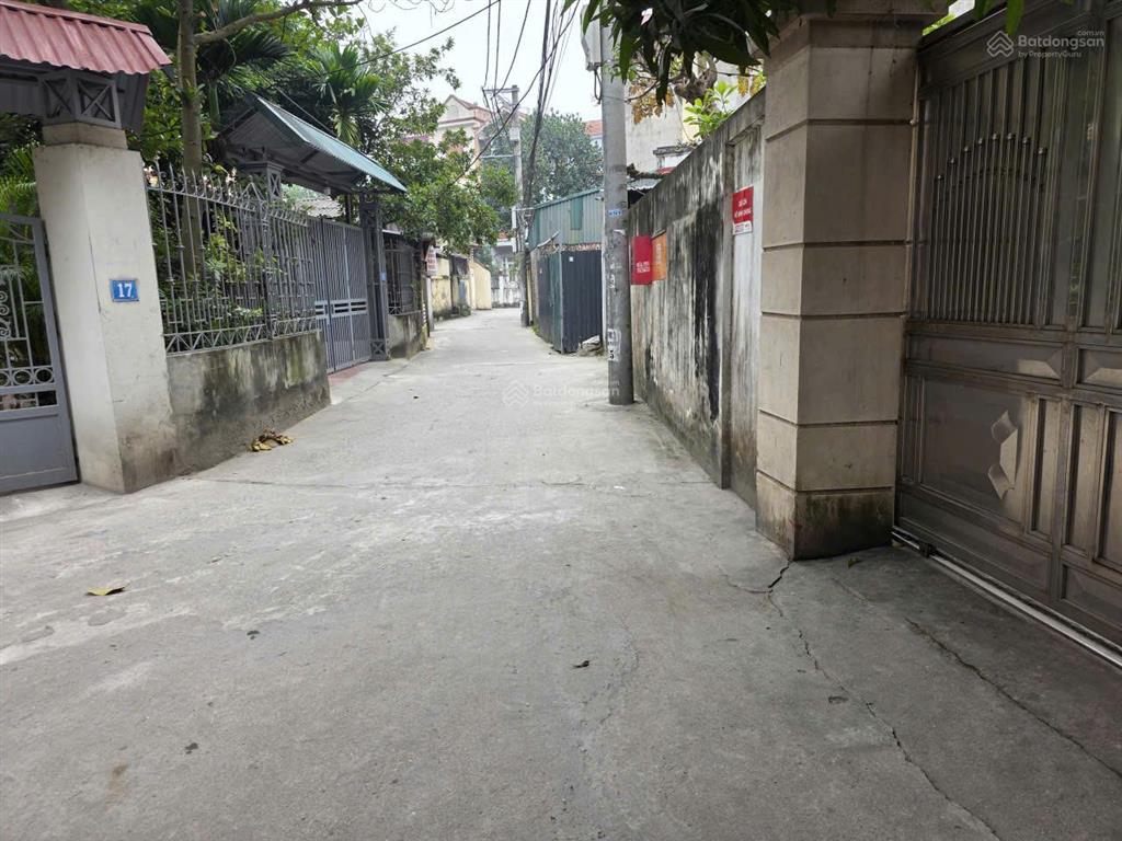 Bán đất phúc lợi 101m2 ngõ xe tảithông10m ô tô tránh không qh10.5 tỷ tại long biên hà nội