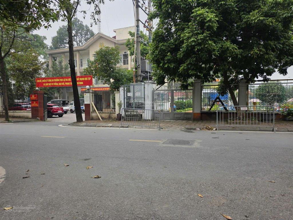 Bán đất phúc lợi 101m2 ngõ xe tảithông10m ô tô tránh không qh10.5 tỷ tại long biên hà nội
