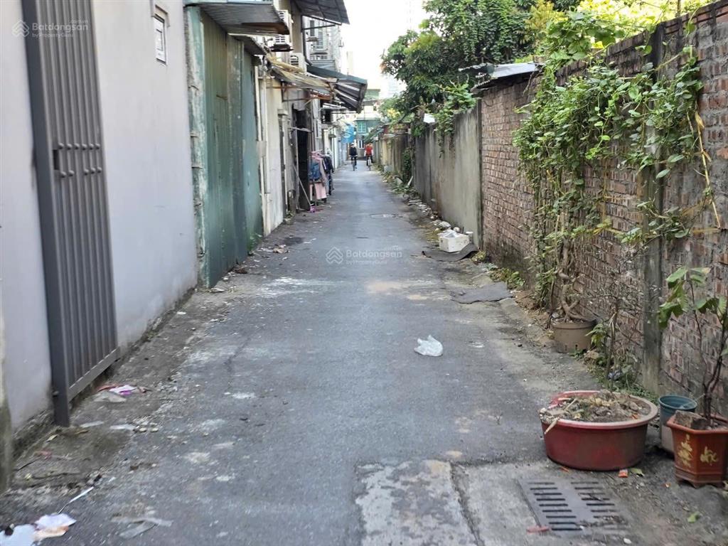 Bán đất phúc lợi 100m2  ngõ thông, 15m oto tránhsát trường,chợ,tt phúc lợi long biên giá 12.1 tỷ