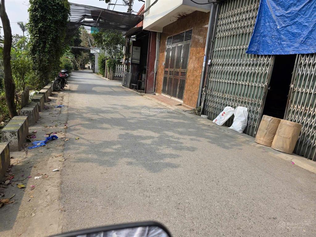 Bán nhà 4 tầng yên viên phù đổng 76.5m2  mặt ngõ to thông ô tô tránh hàng xóm thân thiện  9.5 tỷ