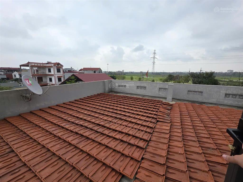 Nhà mới 2tầng, 120m/12.5tỷ  ngõ xe tải tránh không qh  tặng full nội thất  phan đăng lưu, ái mộ