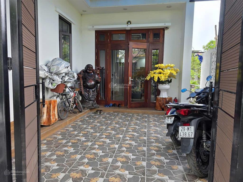 Nhà mới 2tầng, 120m/12.5tỷ  ngõ xe tải tránh không qh  tặng full nội thất  phan đăng lưu, ái mộ
