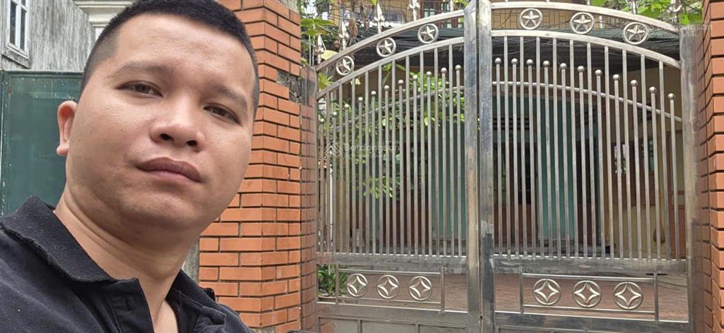 Bán đất tặng nhà cổ  203m²  lô góc  mt 10.9m  ô tô  ngõ thông  sát vinhomes  giá 17.2 tỷ