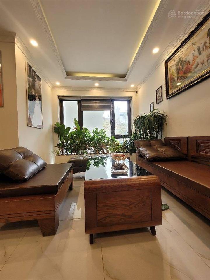 Nhà mới phúc lợi 30m²/35m2 | 6 tầng 1 tum ô tô đỗ cổng full nội thất 6.95 tỷ  long biên  hà nội