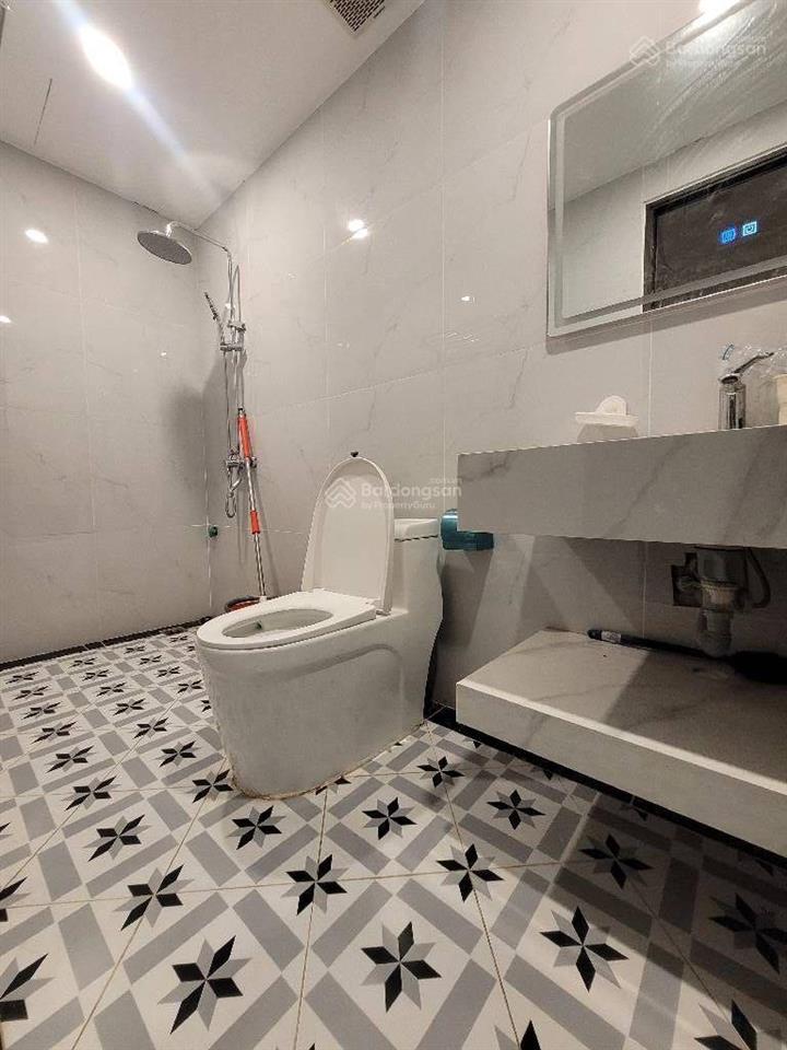 Nhà mới phúc lợi 30m²/35m2 | 6 tầng 1 tum ô tô đỗ cổng full nội thất 6.95 tỷ  long biên  hà nội