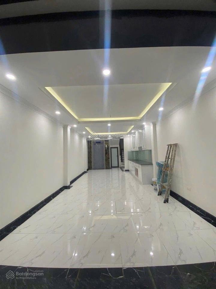 Nhà mới phúc lợi 6 tầng thang máy ô tô 7 chỗ ngủ trong nhà dòng tiền 14tr/th  long biên