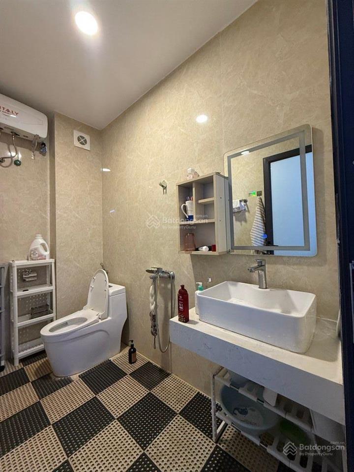 Bán nhà phúc lợi 32.3m2  5 tầng kinh doanh  ô tô tải đỗ cửa nở hậu full nội thất  8.5 tỷ