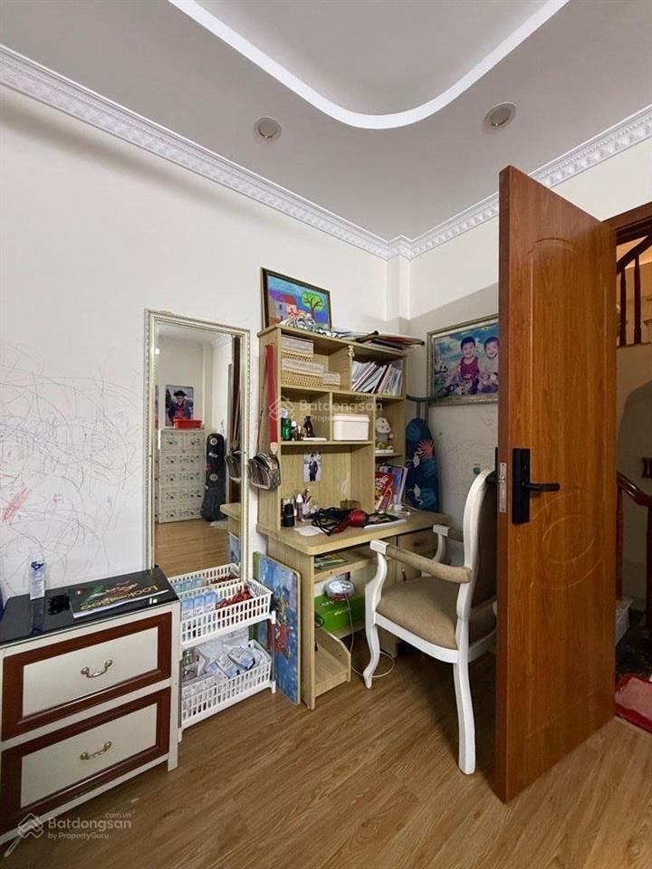 Bán nhà phúc lợi 32.3m2  5 tầng kinh doanh  ô tô tải đỗ cửa nở hậu full nội thất  8.5 tỷ