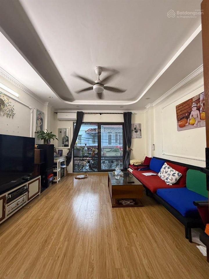 Bán nhà phúc lợi 32.3m2  5 tầng kinh doanh  ô tô tải đỗ cửa nở hậu full nội thất  8.5 tỷ