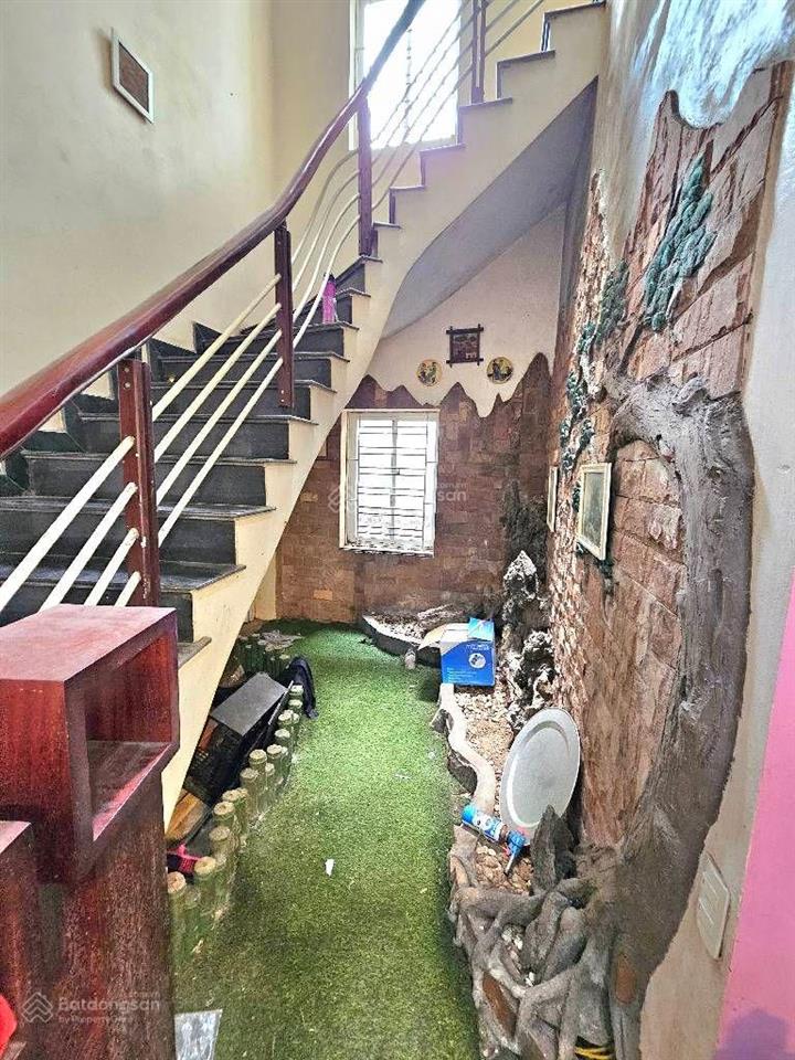 Bán nhà 3 tầng, 100m²  yên viên, view thoáng sát vin yên thường, ngõ xe tải tránh  13,8 tỷ