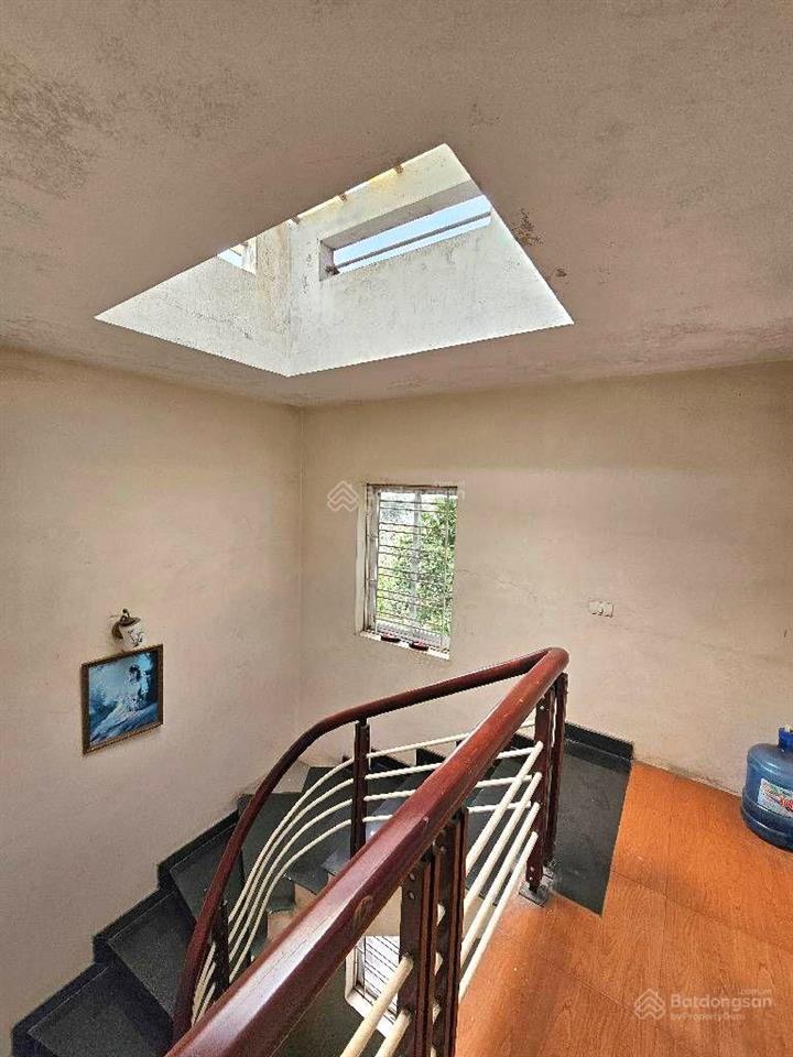 Bán nhà 3 tầng, 100m²  yên viên, view thoáng sát vin yên thường, ngõ xe tải tránh  13,8 tỷ