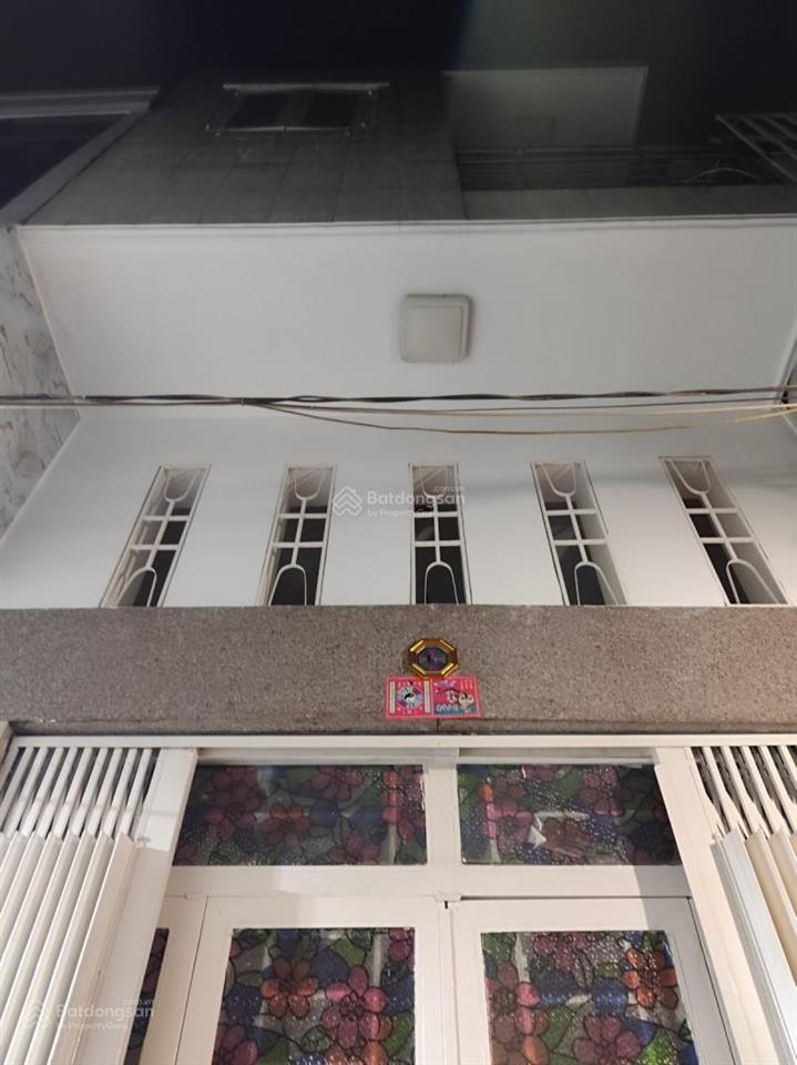 Nhỉnh 1 tỷ nhà đẹp 3 tầng 3 pn 2wc kế bên park mall q8