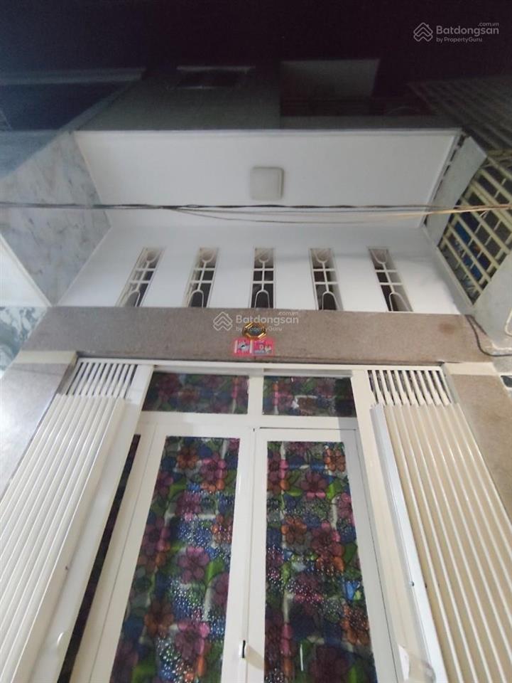 Nhỉnh 1 tỷ nhà đẹp 3 tầng 3 pn 2wc kế bên park mall q8