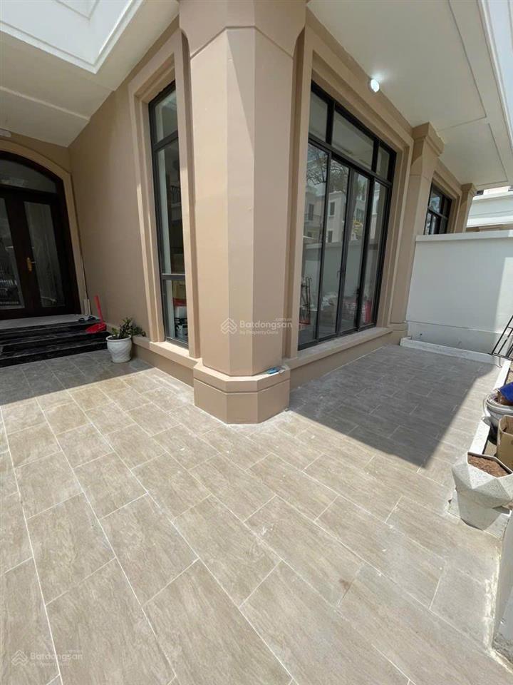 Biệt thự tứ lập cọ xanh giá tốt dự án vinhomes ocean park 2.  mr công 0917 099 ***