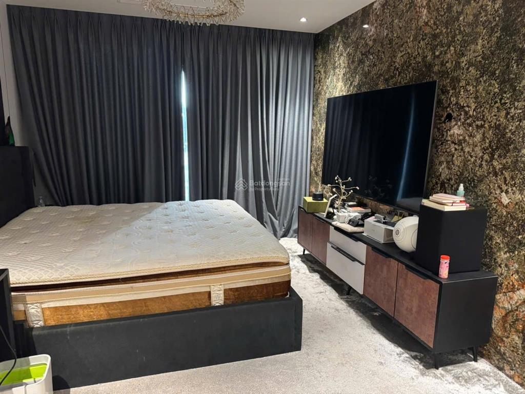 Cho thuê căn 3pn + dự án grandeur palace số 138b giảng võ full nội thất.  0917 099 ***