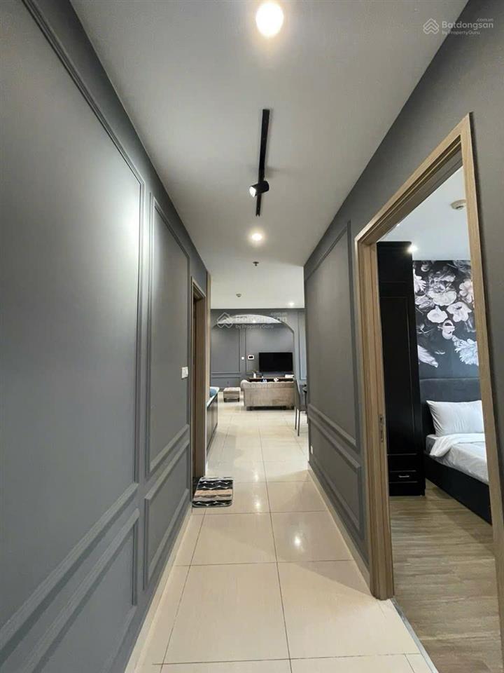 Căn hộ đập thông 4pn 3wc view hồ + vin uni đẹp tại tòa s2.12 sẵn hợp đồng thuê.  0917 099 ***