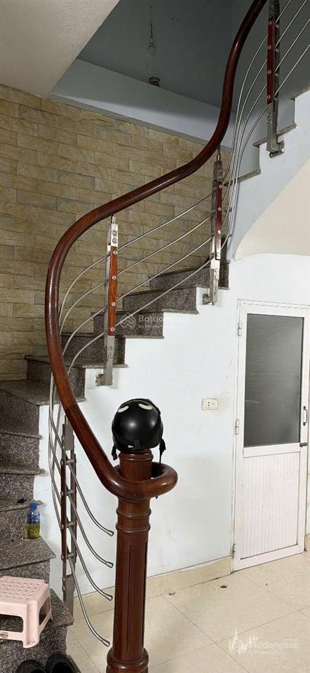 Chính chủ cho thuê nhà ngõ 3 đường cầu bươu, thanh trì, sát kđt đại thanh, 4 tầng, 45m2, 9tr/tháng