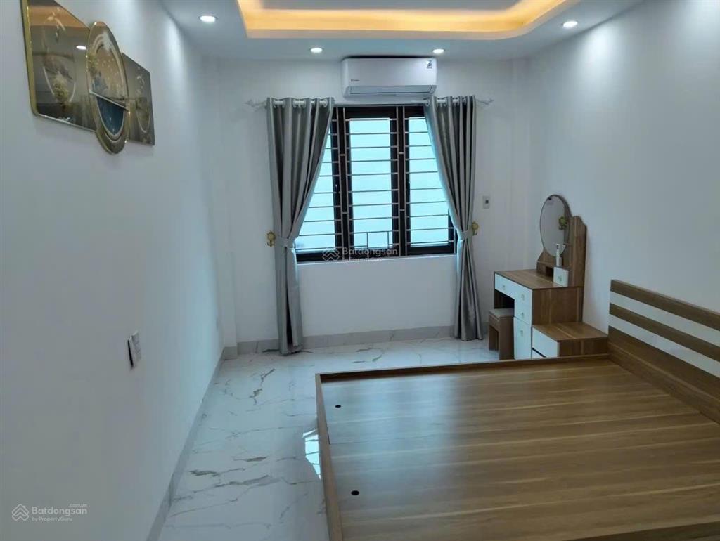 Bán nhà biên giang, hà đông, ô tô đỗ cổng, để lại full nội thất như hình, 4 tầng, 35m2, giá 3.99 tỷ