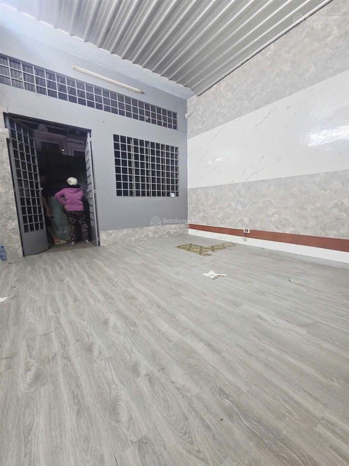 Cho thuê nhà mặt tiền kd tân hương  4x27m 1 lâu dài suốt  vị trí đẹp gần chợ đông đúc