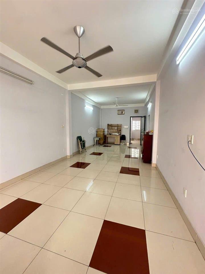 Cho thuê nhà mtkd nguyễn hầu 4x16m 3 tấm trống suốt  gần độc lập  lũy bán bích, thống nhất