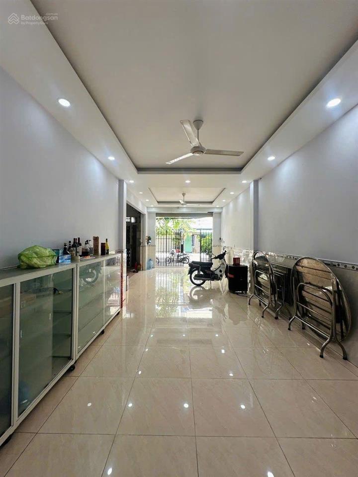 Cho thuê nhà mtkd nguyễn hầu 4x16m 3 tấm trống suốt  gần độc lập  lũy bán bích, thống nhất