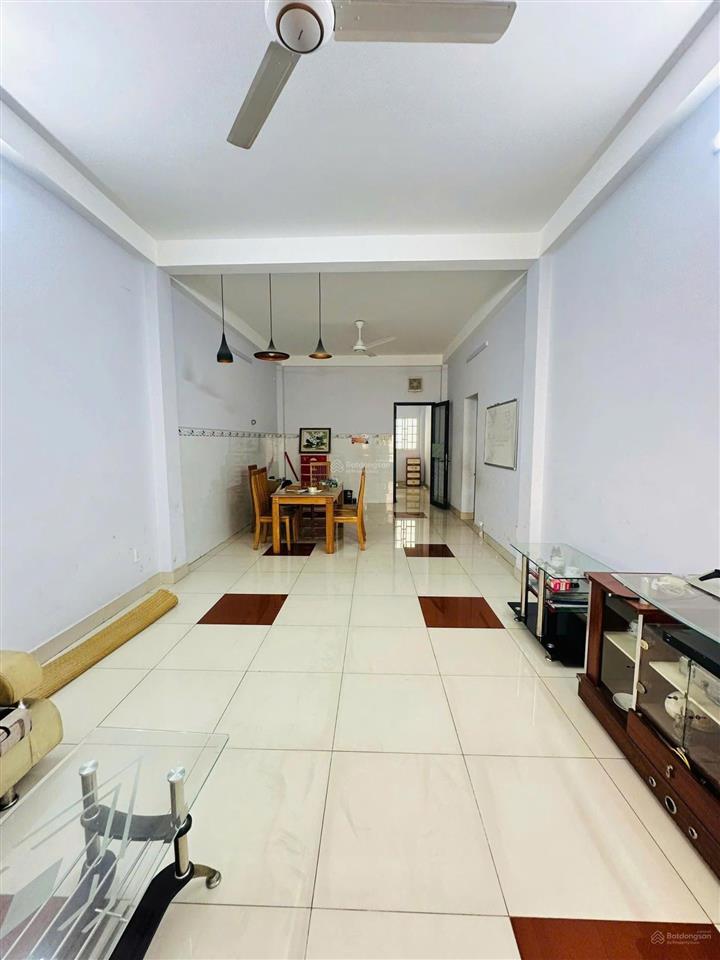 Cho thuê nhà mtkd nguyễn hầu 4x16m 3 tấm trống suốt  gần độc lập  lũy bán bích, thống nhất