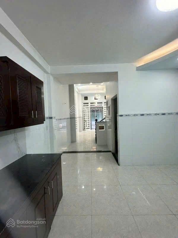 Cho thuê nhà đẹp 3 tấm, 4x14m, 3pn  1/ gò dầu  gần tân sơn nhì, trường chinh