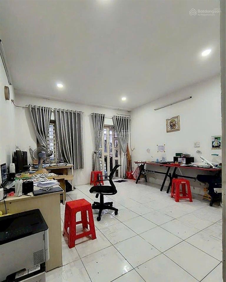 Cho thuê 1/ lê trọng tấn  4x11m nhà đẹp 2pn  gần trường đh cntp, trường chinh