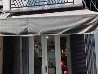 Cho thuê nhà đẹp ngay chợ nguyễn sơn  3x11m 2 tấm 2pn  tiện ở và kd, buôn bán, gần phú thọ hòa