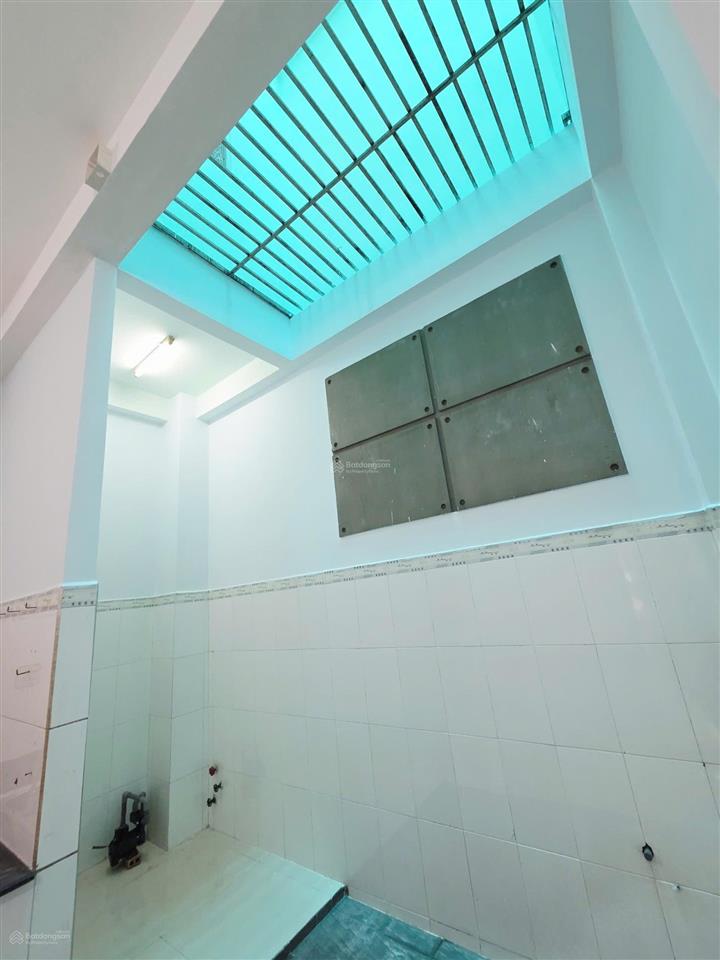 Cho thuê nhà mới 1/ lê thúc hoạch  4x17m 3 tấm 3pn  hẻm 8m thông, gần tân hương, phú thọ hòa