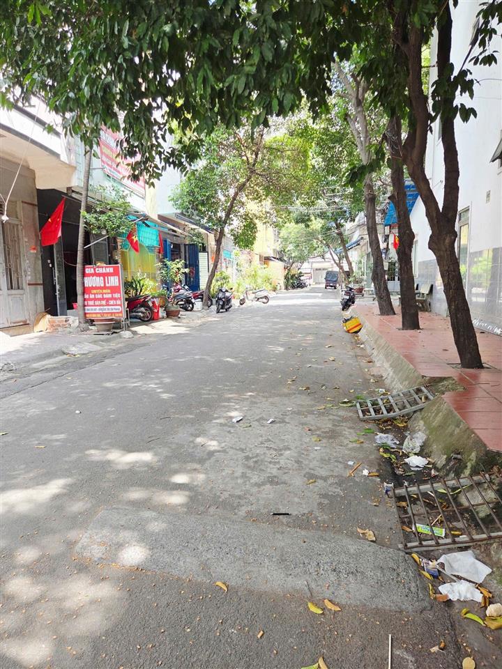 Cho thuê nhà mới 1/ lê thúc hoạch  4x17m 3 tấm 3pn  hẻm 8m thông, gần tân hương, phú thọ hòa