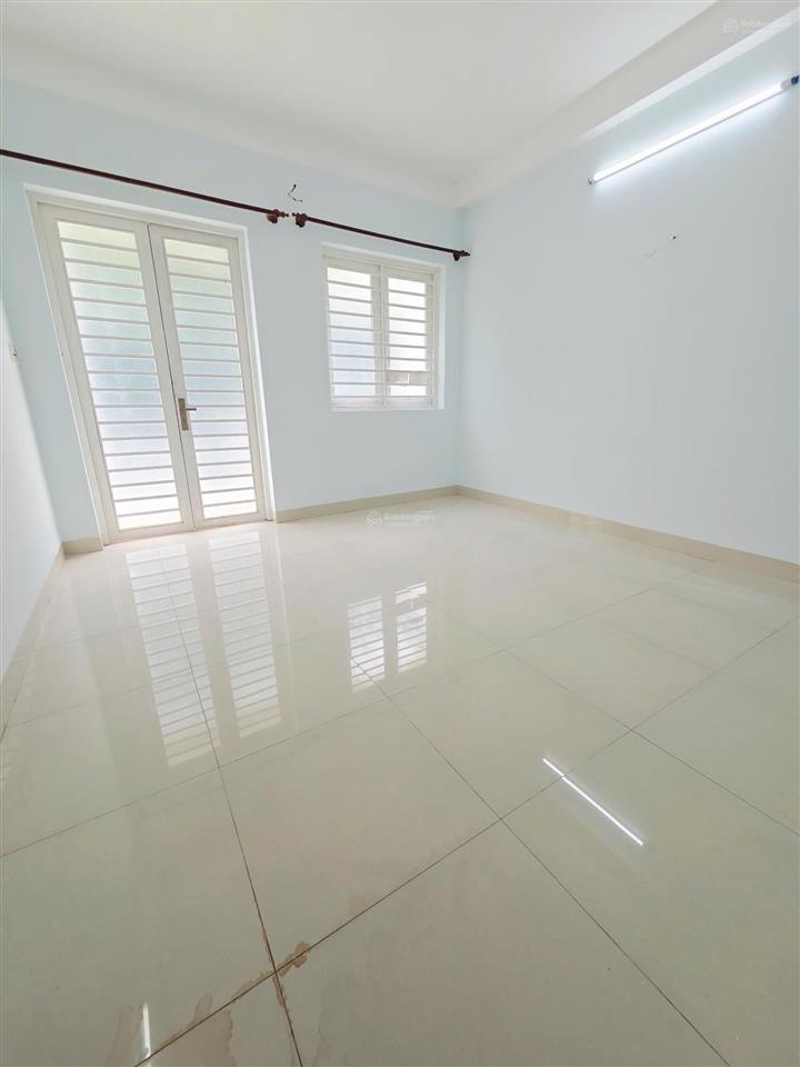 Cho thuê nhà mới 1/ lê thúc hoạch  4x17m 3 tấm 3pn  hẻm 8m thông, gần tân hương, phú thọ hòa