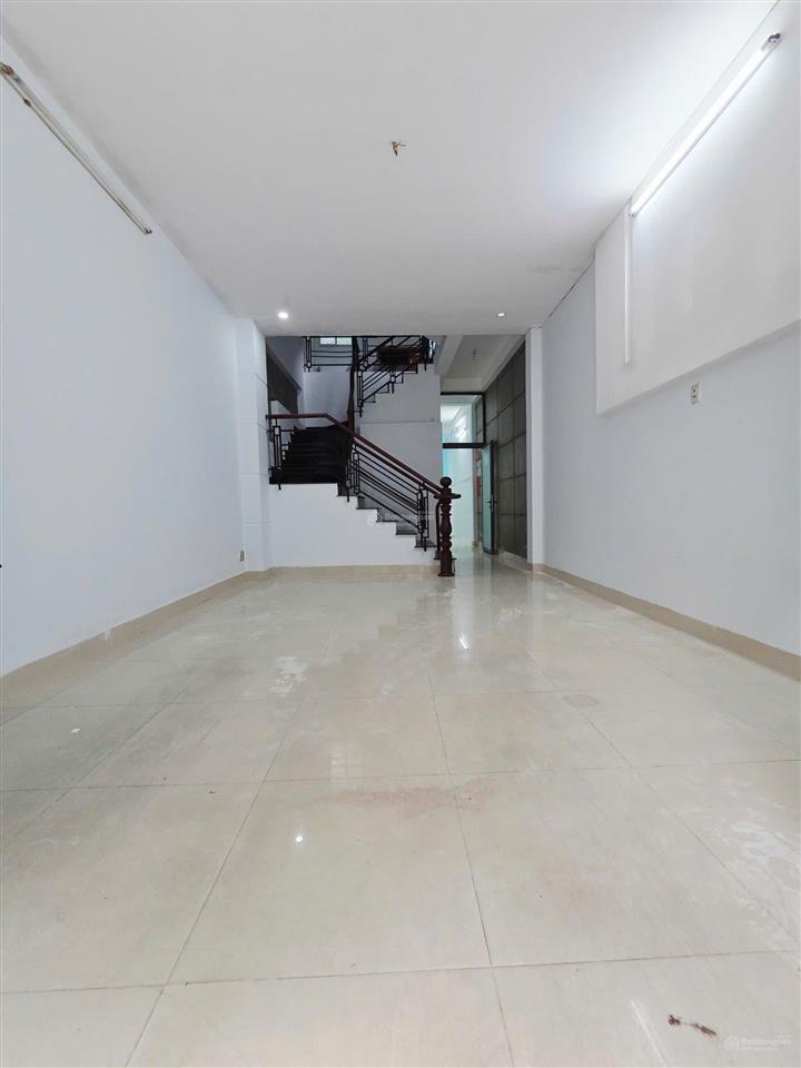 Cho thuê nhà mới 1/ lê thúc hoạch  4x17m 3 tấm 3pn  hẻm 8m thông, gần tân hương, phú thọ hòa